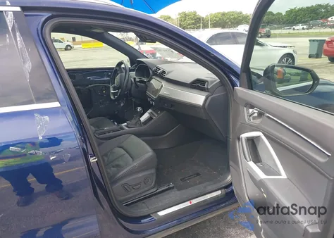 2021 Audi Q3 Premium 45 Tfsi S Line Quattro Tiptronic from USA, damaged, VIN WA1DECF37M1120099